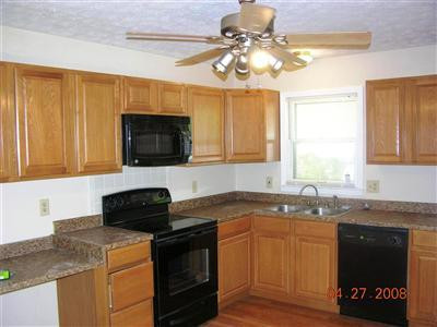 1045 Wedgewood Road Lexington, KY 40514 - Photo 2 of 10 Photo 2