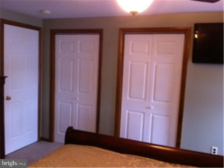 69 Old Forge Road Clementon, NJ 08021 - Photo 11 of 17 Bedroom - Main