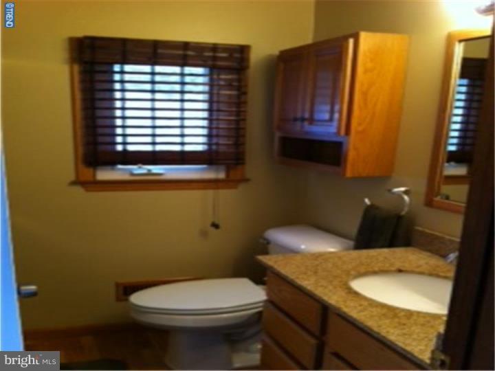 69 Old Forge Road Clementon, NJ 08021 - Photo 13 of 17 Master Bathroom