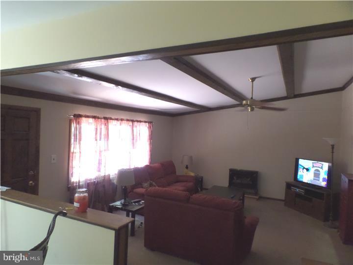 69 Old Forge Road Clementon, NJ 08021 - Photo 6 of 17 Family Room