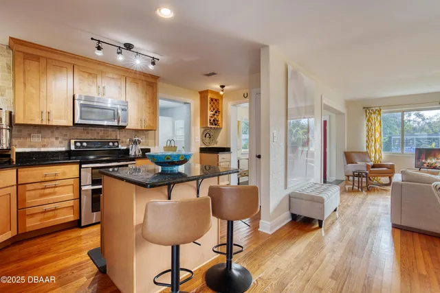 $495,000 | 37 Reynolds Avenue, Ormond Beach, FL 32174