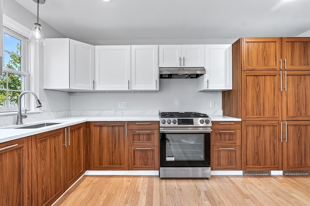 861 Washington Street, Unit 2 Canton, MA 02021 - Photo 12 of 33