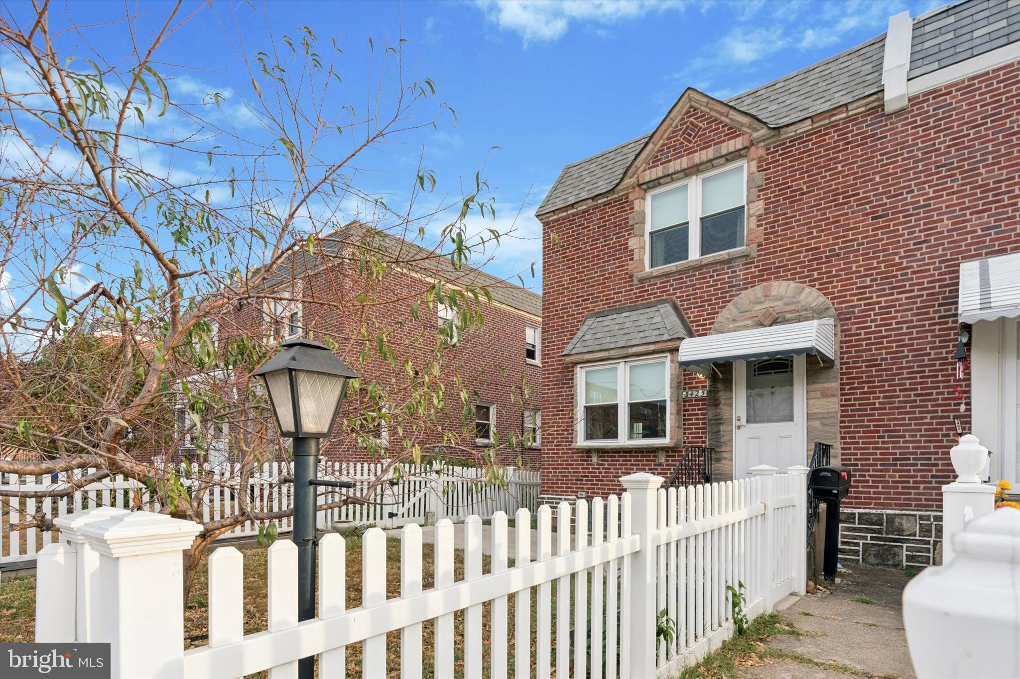3425 Rhawn Street Philadelphia, PA 19136 - Photo 3 of 35 Front Yard