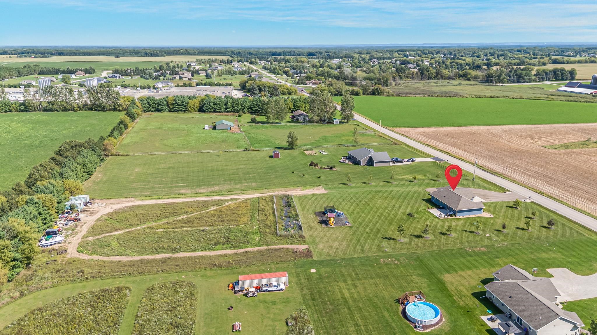 7802 North Brown County Line Road Pulaski, WI 54162 - Photo 47 of 50 Gallery Image 47