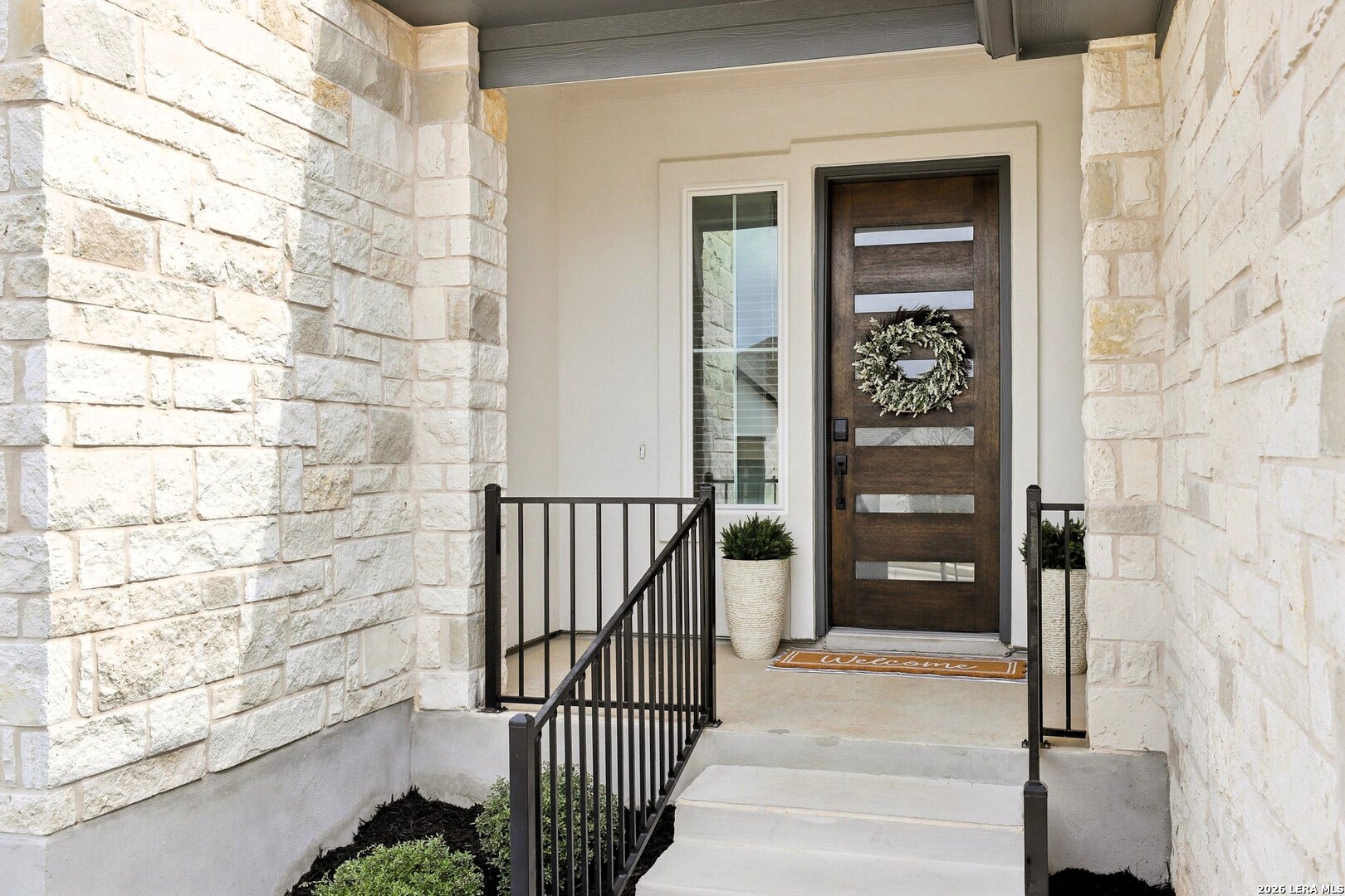 1538 Escarpment Road New Braunfels, TX 78132 - Photo 5 of 68