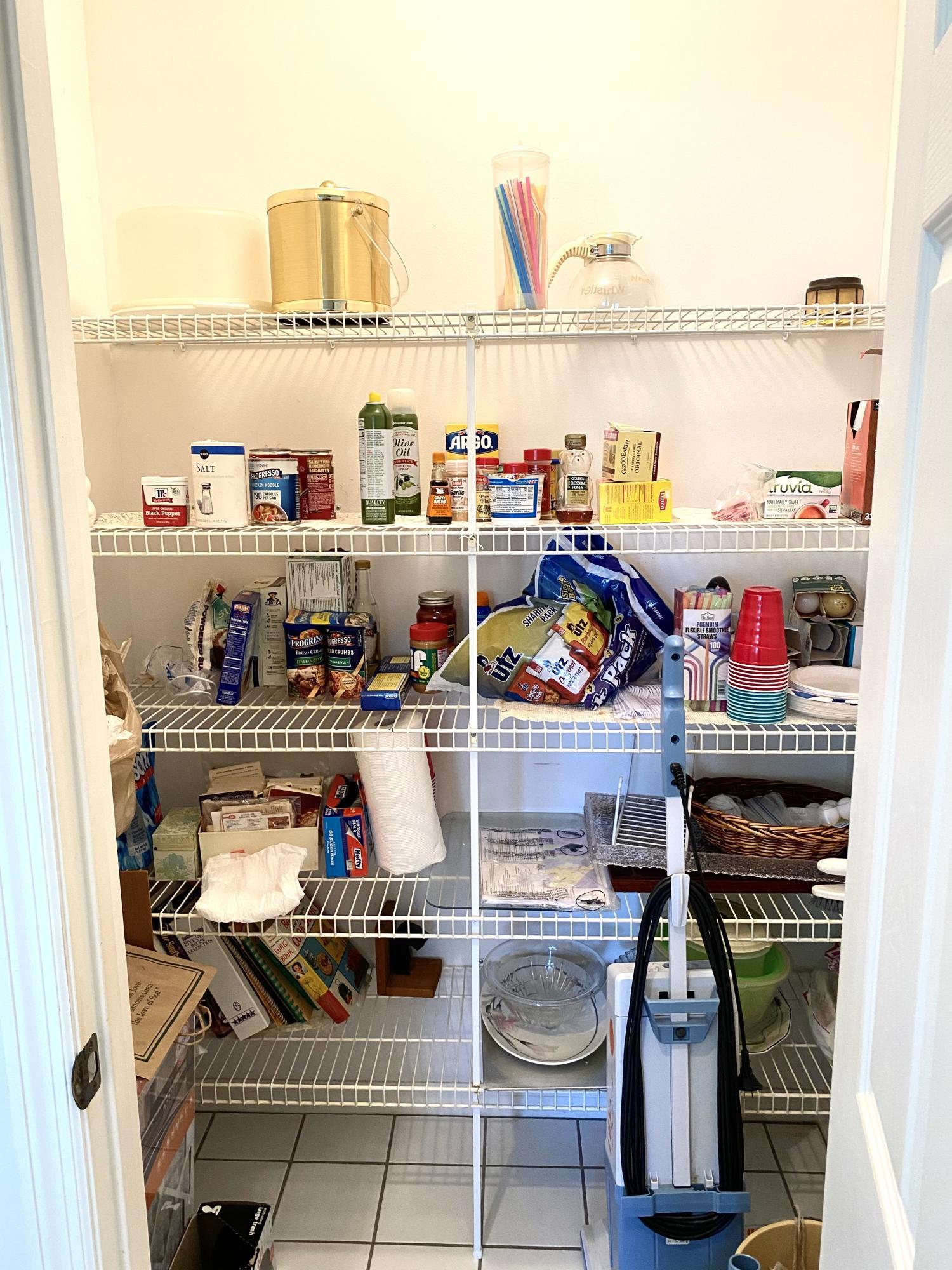 1210 Meadowbrook Road Northeast Palm Bay, FL 32905 - Photo 17 of 36 Pantry
