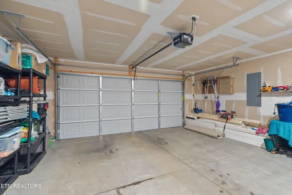 $387,000 | 825 Greene Mdw Drive, Talbott, TN 37877