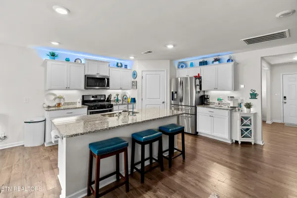 $387,000 | 825 Greene Mdw Drive, Talbott, TN 37877