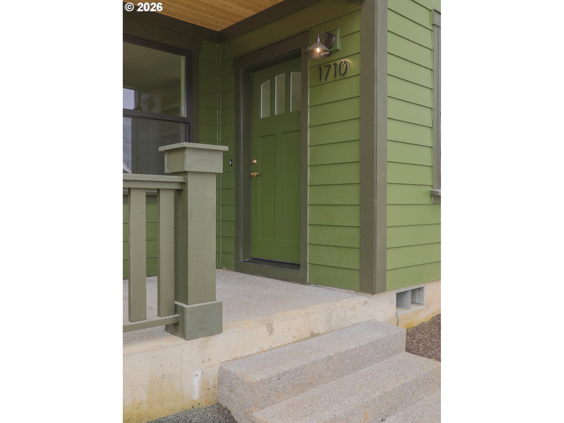 1710 Strong Road Southeast Salem, OR 97302 - Photo 12 of 18 a bathroom with a sink and a toilet