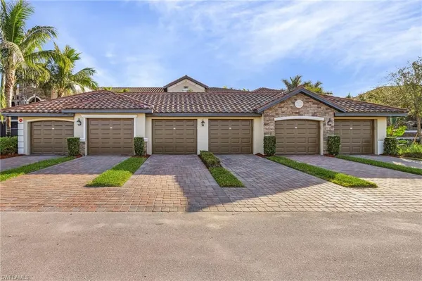 $7,500 | 28047 Bridgetown Court, Unit 5615, Bonita Springs, FL 34135