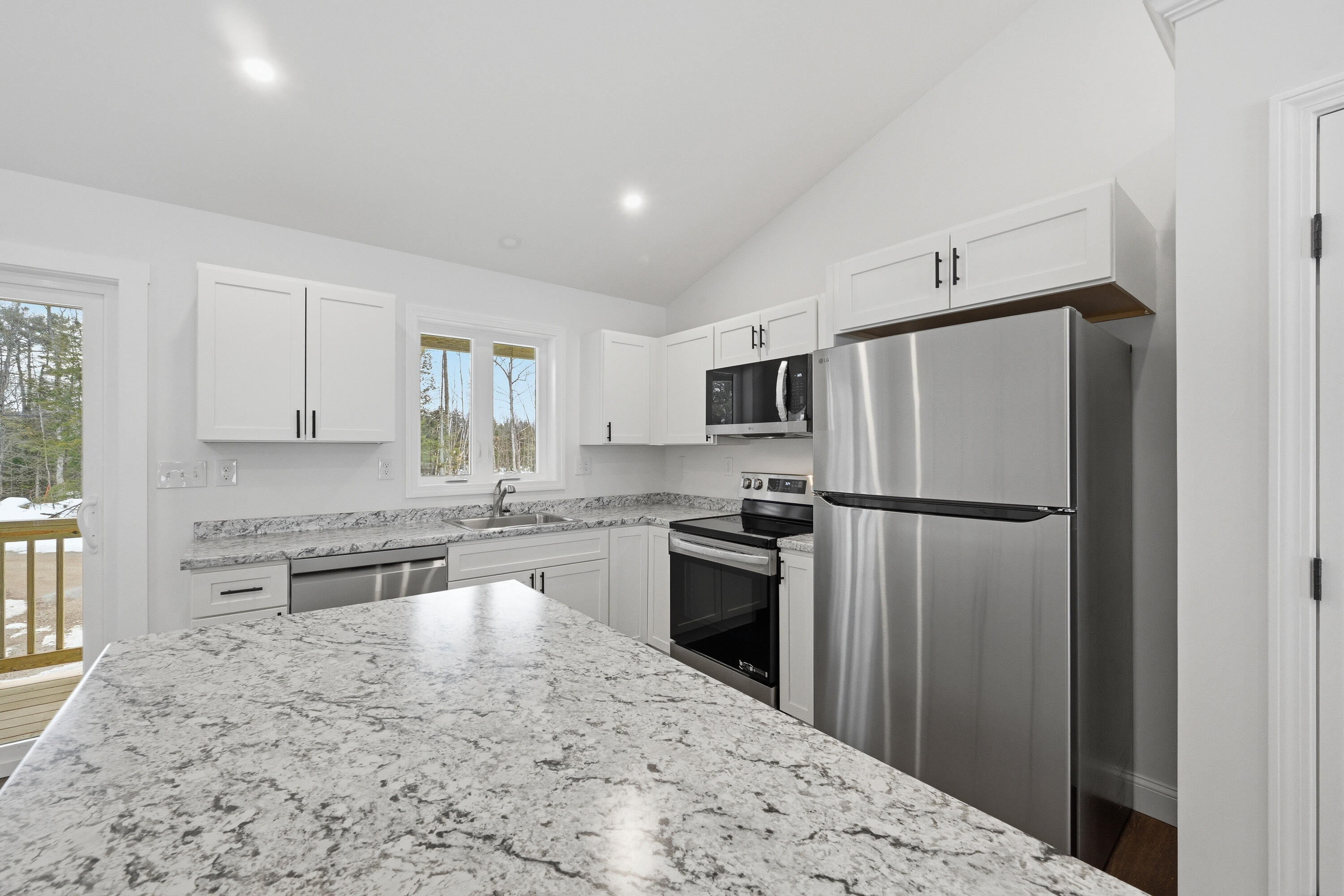 102 Noble Road Oxford, ME 04270 - Photo 16 of 47 110394gr-118