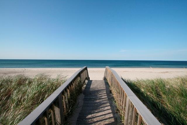 31 Torrey Road East Sandwich, MA 02537 - Photo 33 of 35 a view of a lake from a balcony