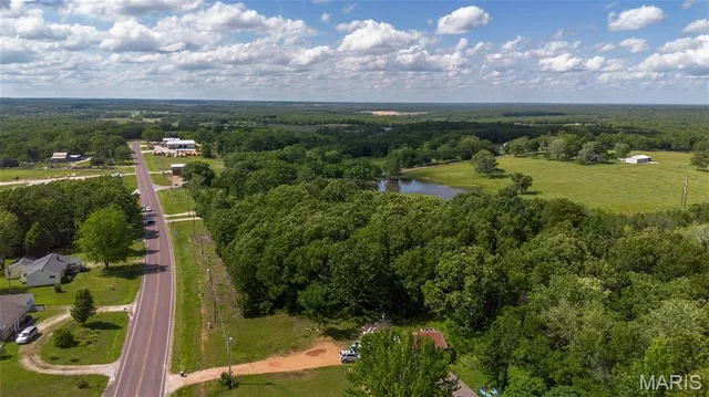 $45,000 | 68 North Highway 68, St. James, MO 65559