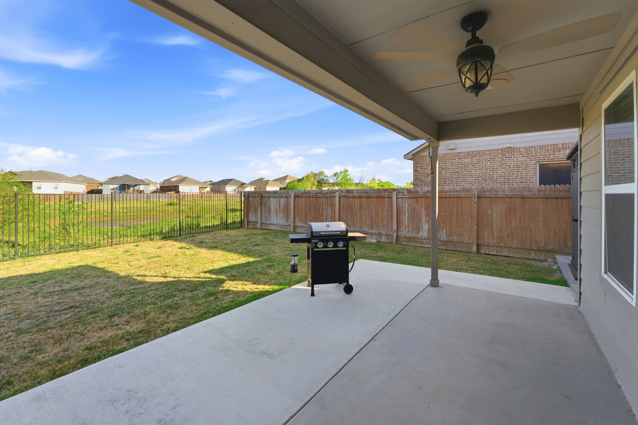 9216 Daisy Cutter Crossing Georgetown, TX 78626 - Photo 26 of 34