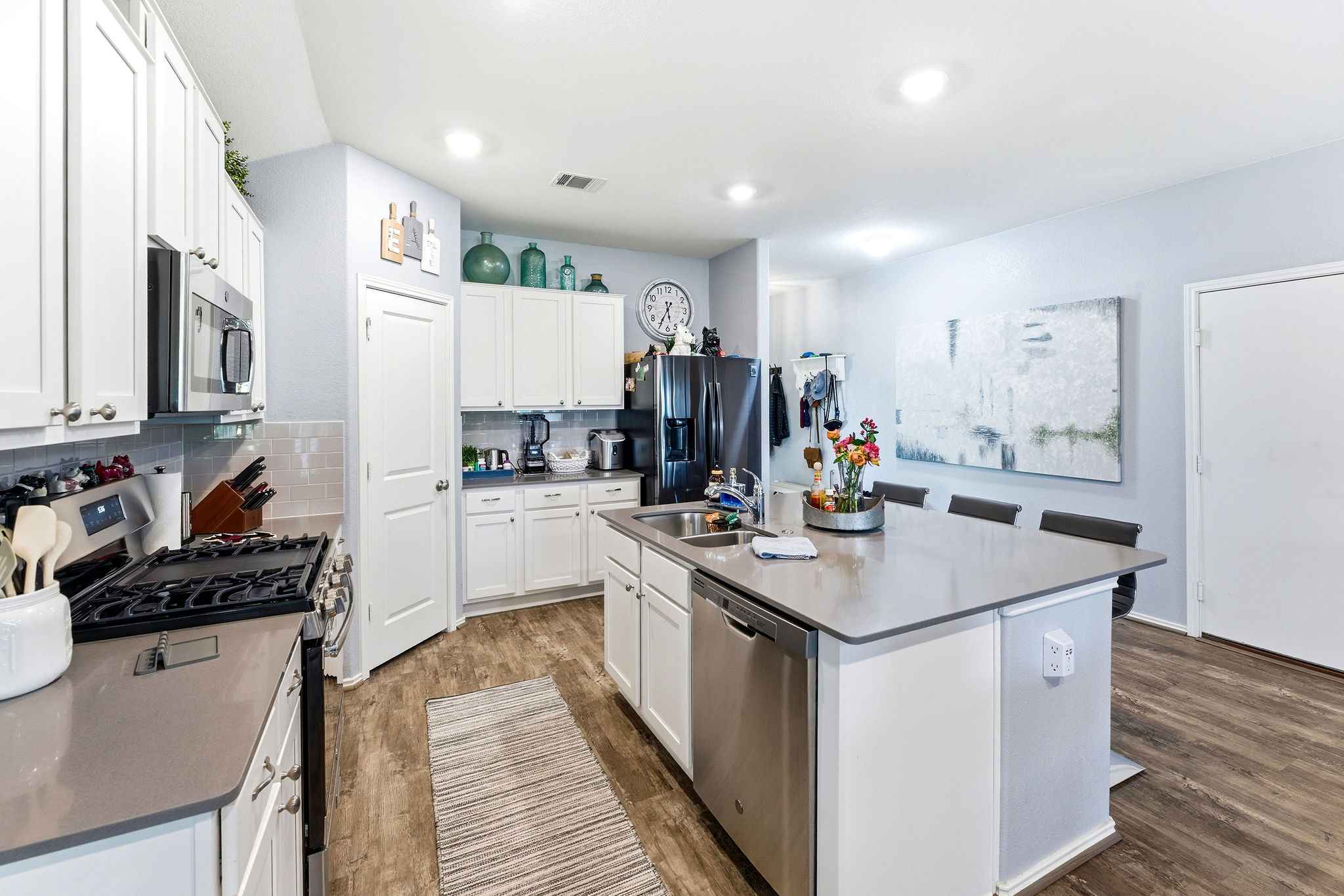 9216 Daisy Cutter Crossing Georgetown, TX 78626 - Photo 9 of 34