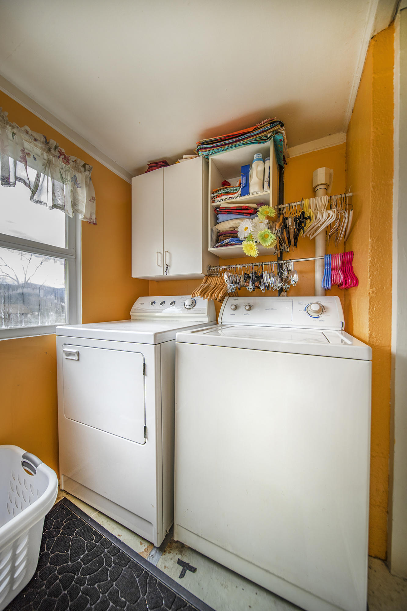 415 Turner Road Salem, VA 24153 - Photo 18 of 27 a utility room with dryer and washer