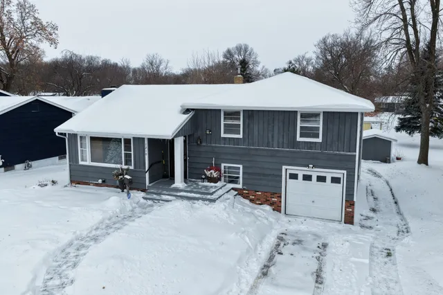 $268,000 | 1210 Willmar Avenue Southwest, Willmar, MN 56201