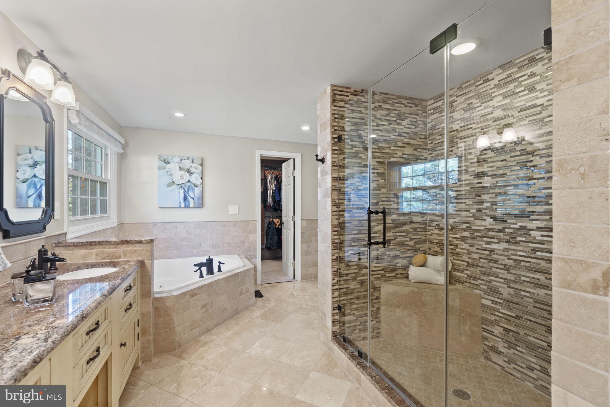 12741 Triple Crown Road North Potomac, MD 20878 - Photo 23 of 41 Owners' Suite Bathroom