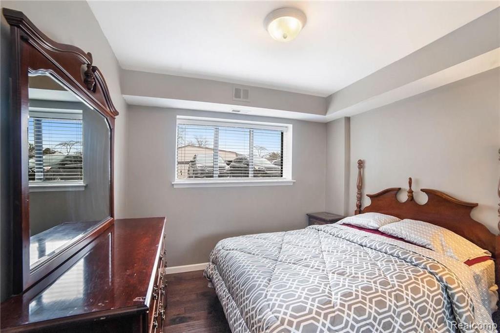 1693 Riverside Drive, Unit 62 Rochester Hills, MI 48309 - Photo 15 of 30