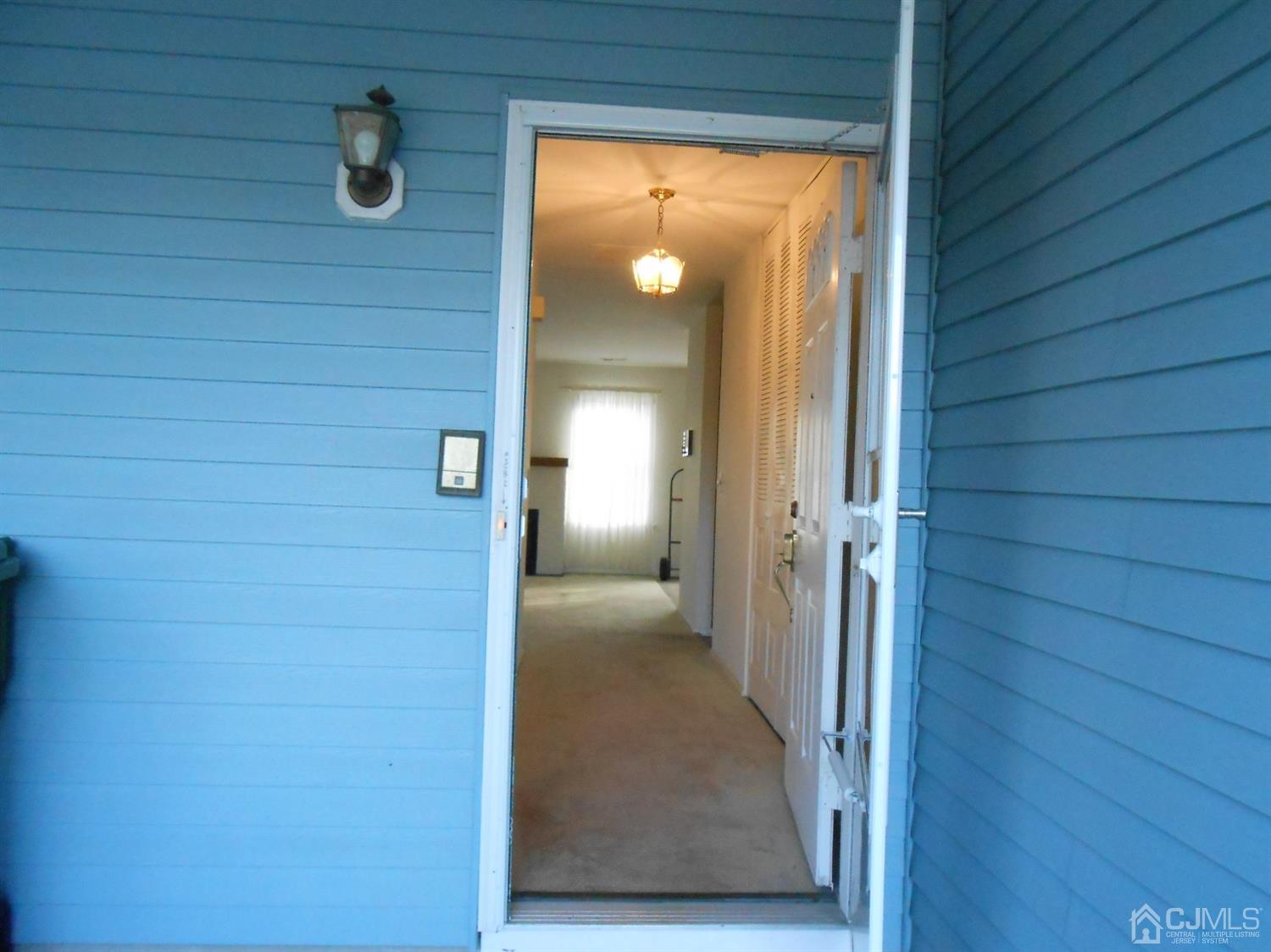 2 Rainford Road Edison, NJ 08820 - Photo 3 of 25