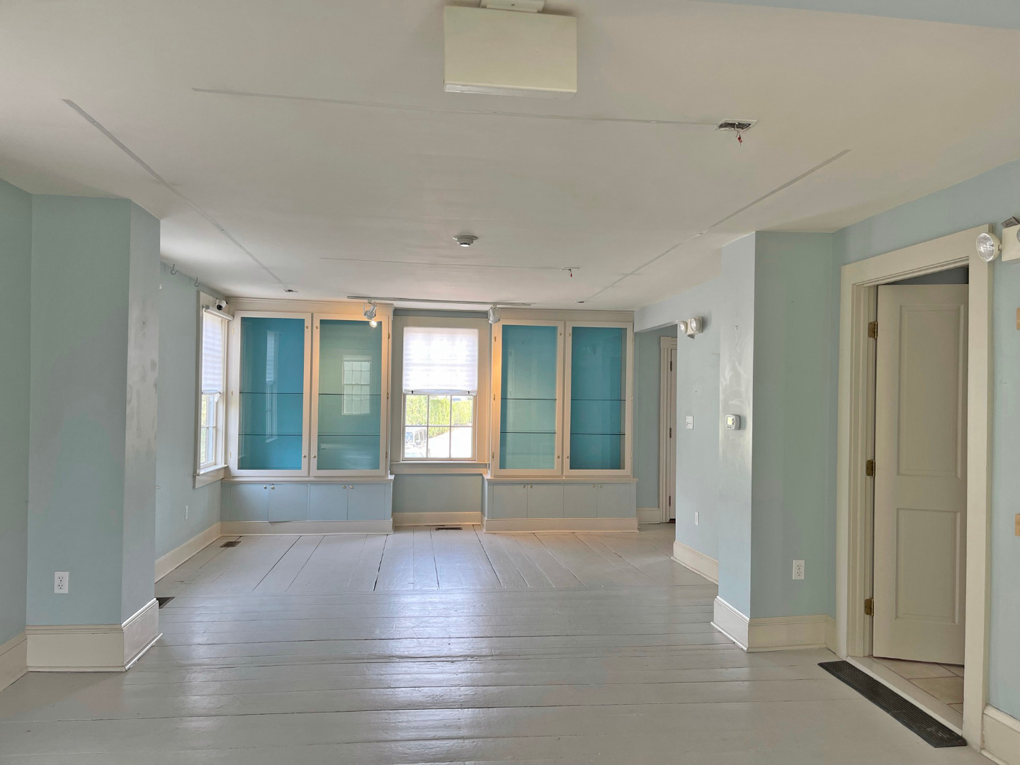 49 Union Street Nantucket, MA 02554 - Photo 4 of 9