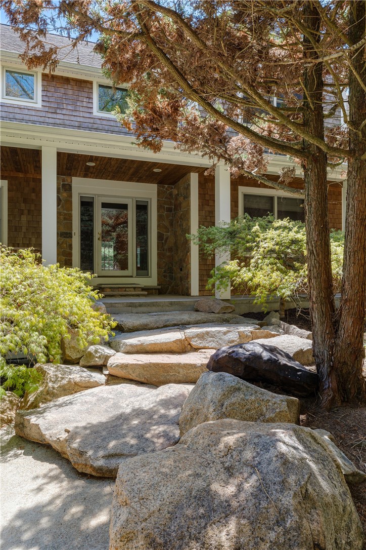 900 S Road East Greenwich, RI 02818 - Photo 4 of 45