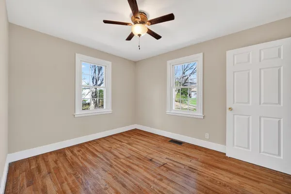 $249,900 | 25011 State Line Road, Lawrenceburg, IN 47025