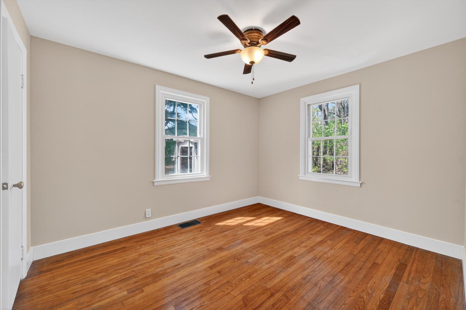 25011 State Line Road Lawrenceburg, IN 47025 - Photo 15 of 32