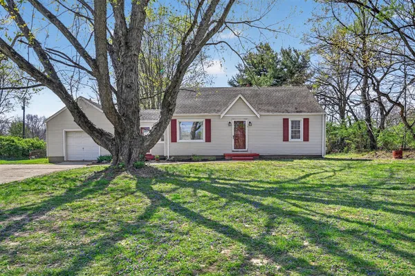 $249,900 | 25011 State Line Road, Lawrenceburg, IN 47025