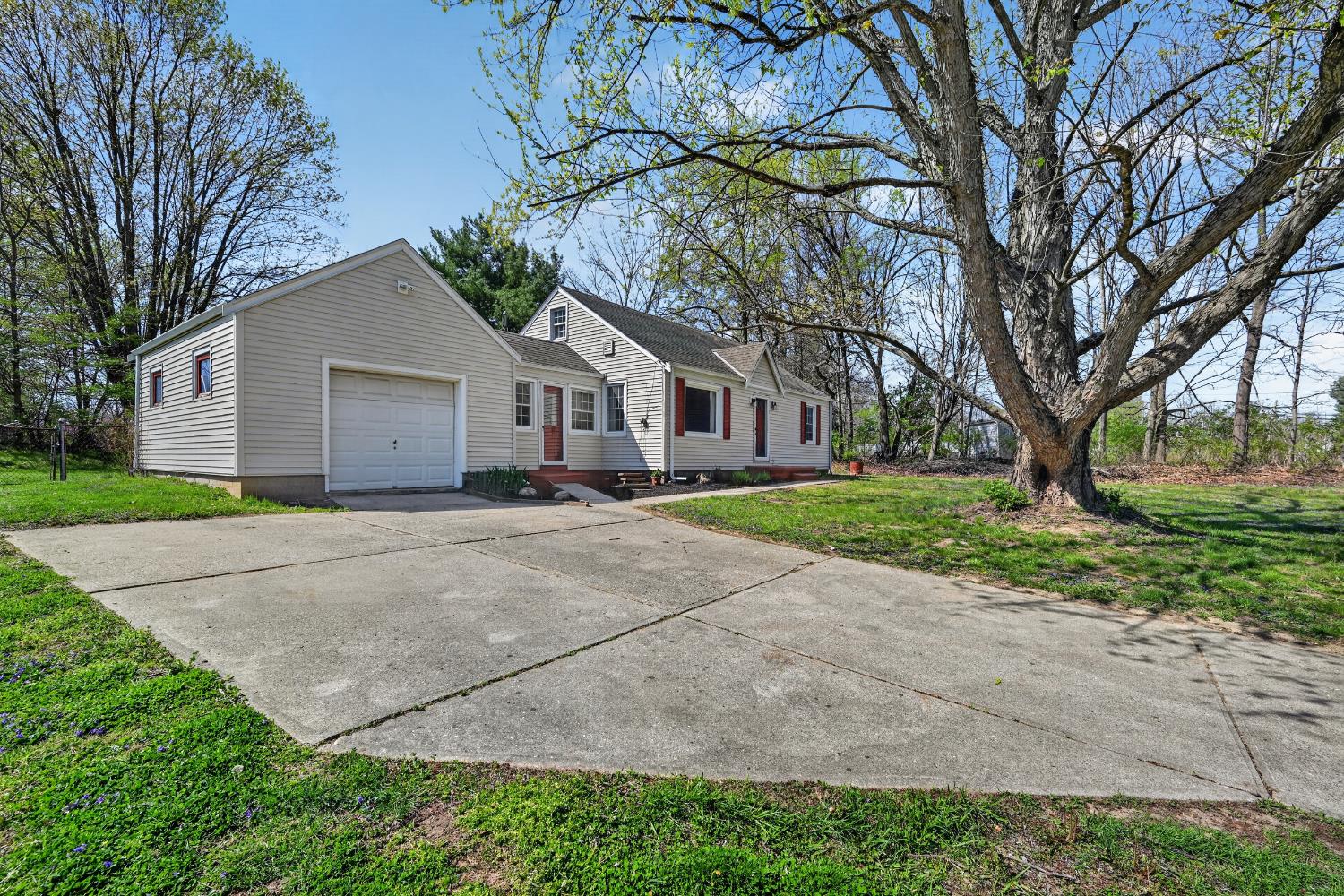 25011 State Line Road Lawrenceburg, IN 47025 - Photo 26 of 32