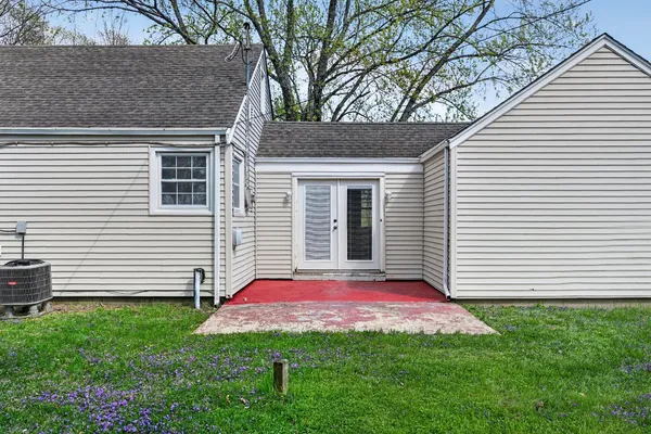 $249,900 | 25011 State Line Road, Lawrenceburg, IN 47025