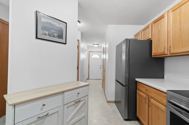 $310,000 | 6725 Reston Heights Drive, Unit 3, Madison, WI 53718