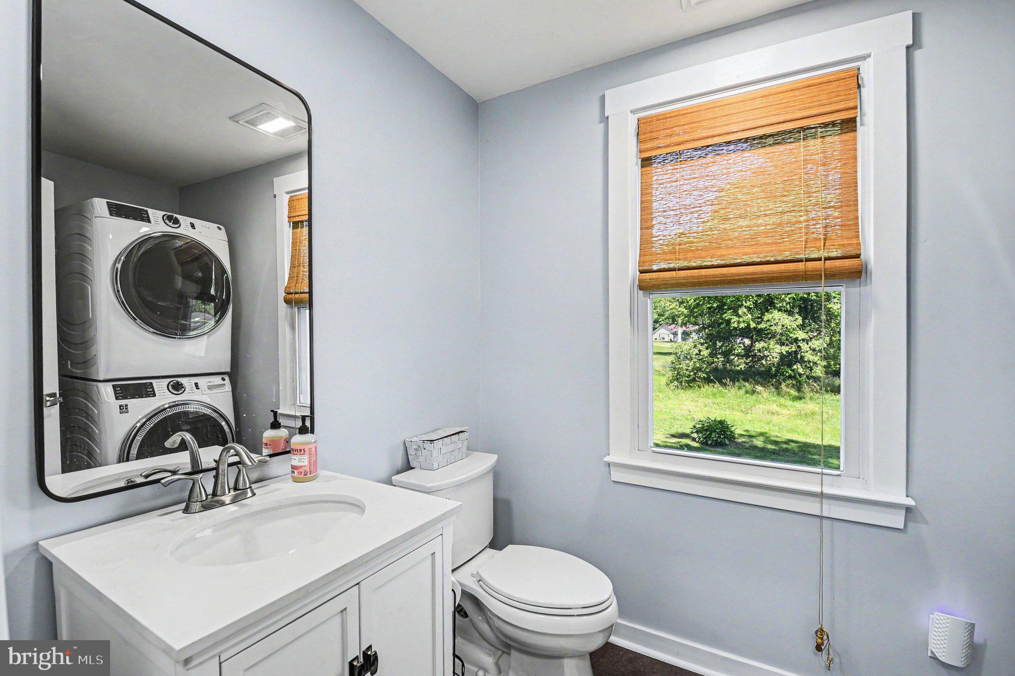 539 Aldino Stepney Road Aberdeen, MD 21001 - Photo 18 of 40 Half Bathroom & Laundry