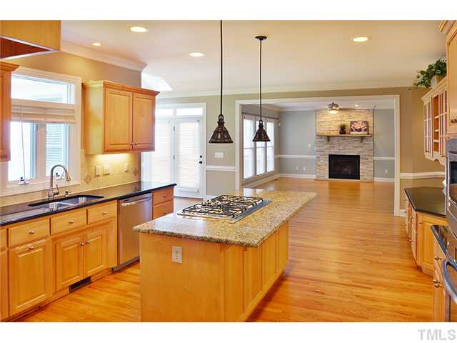 5309 Cosmos Court Raleigh, NC 27613 - Photo 4 of 24 Kitchen