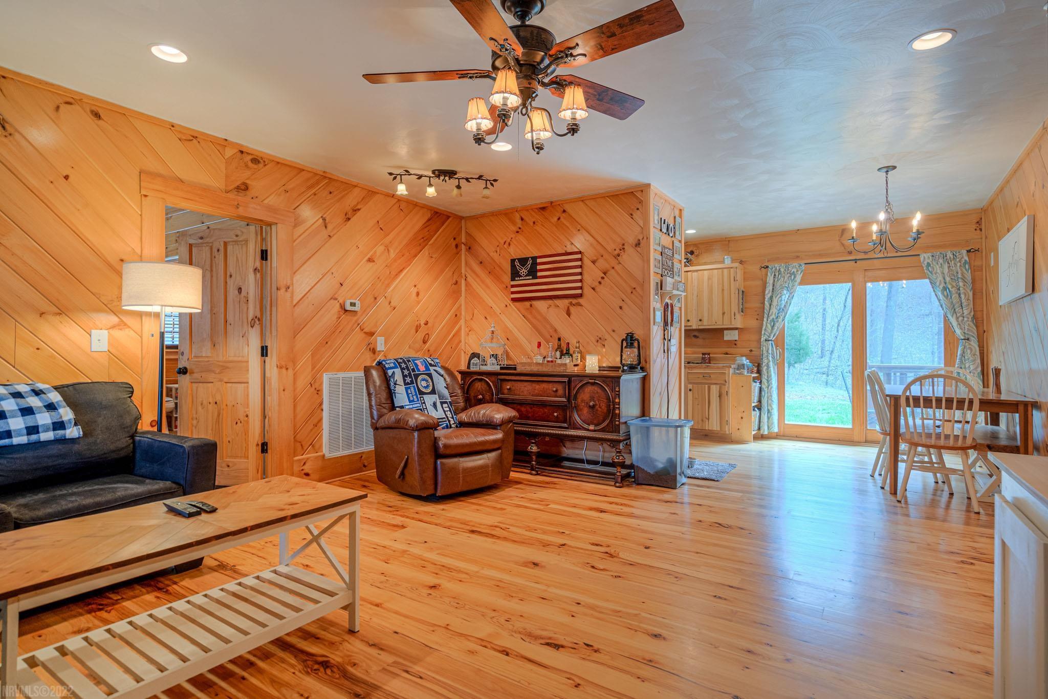 5402 Coles Road Elliston, VA 24087 - Photo 18 of 38 Gallery Image 18