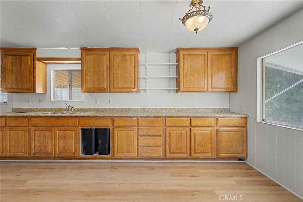 18580 Decker Road Perris, CA 92570 - Photo 5 of 30