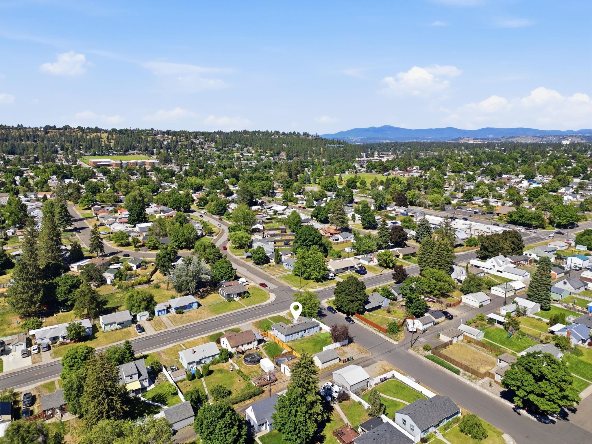 2803 West Rowan Avenue Spokane, WA 99205 - Photo 23 of 24