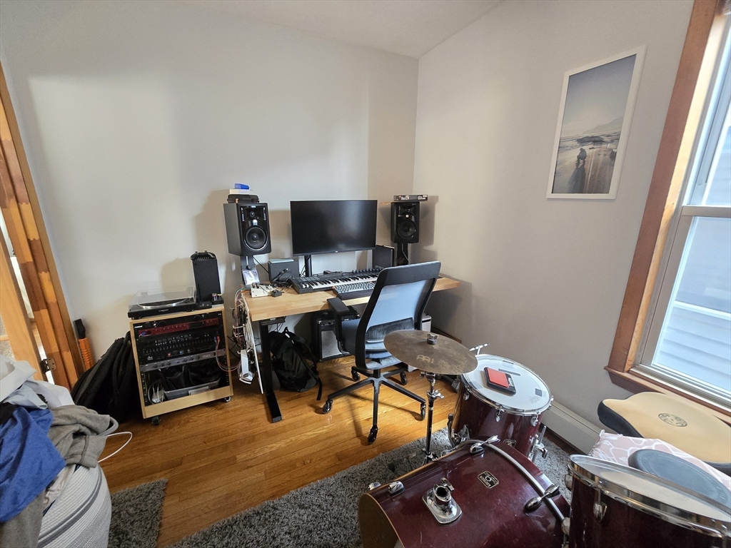 28 Bardwell Street, Unit 1 Boston, MA 02130 - Photo 22 of 26