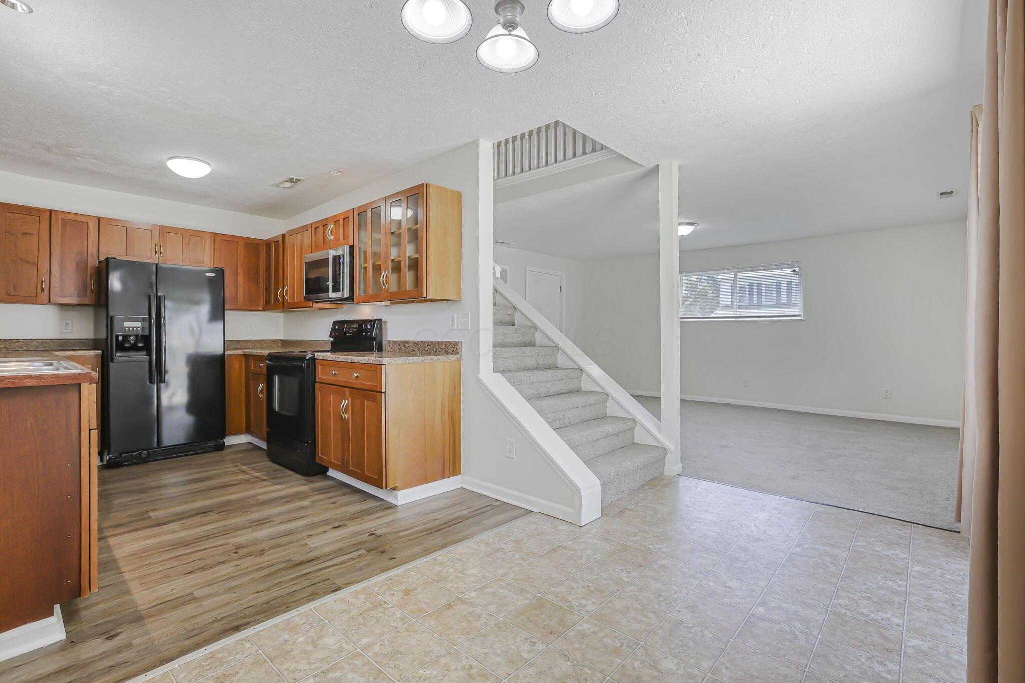 8055 Lock Road Centerburg, OH 43011 - Photo 12 of 47