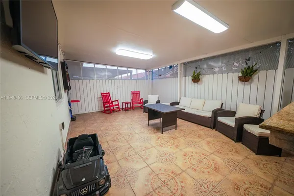 $610,000 | 5445 West 27th Lane, Hialeah, FL 33016