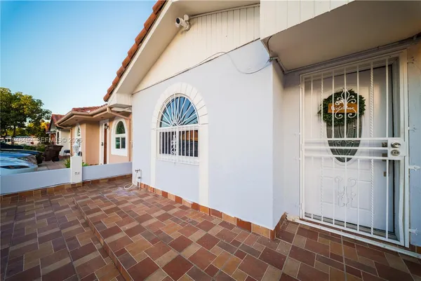 $610,000 | 5445 West 27th Lane, Hialeah, FL 33016