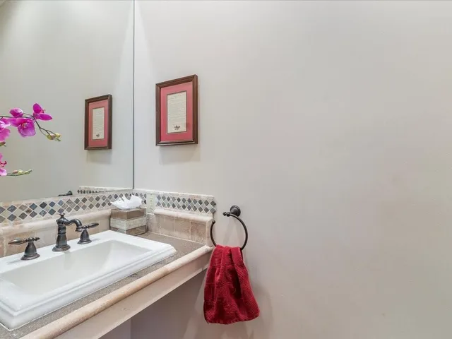 $1,100,000 | 1454 Magazine Street, New Orleans, LA 70130