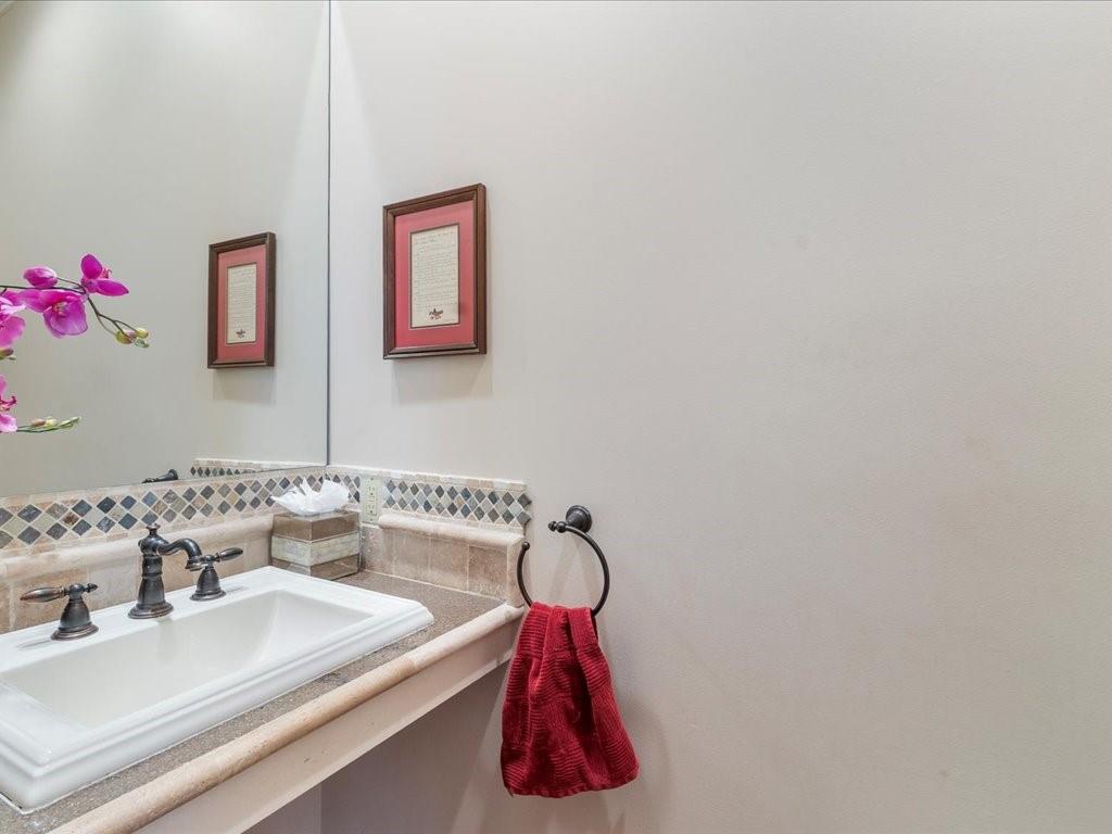 1454 Magazine Street New Orleans, LA 70130 - Photo 14 of 26