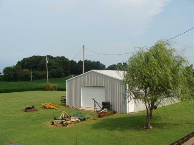 1174 Port Royal Road Adams, TN 37010 - Photo 8 of 16 30 x 40 shop with concrete floor and 220 electricity.