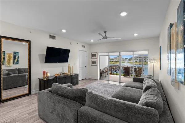 $310,000 | 7812 Regal Heron Circle, Unit 103, Naples, FL 34104