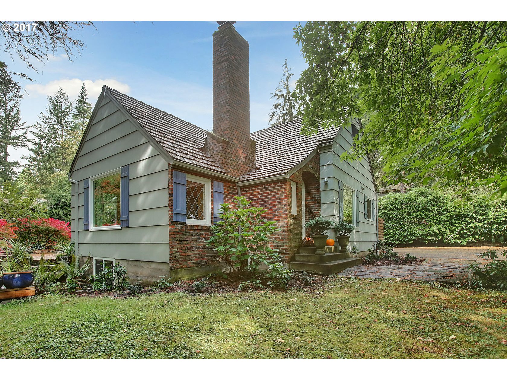 3815 Southwest Hamilton Street Portland, OR 97221 - Photo 30 of 32