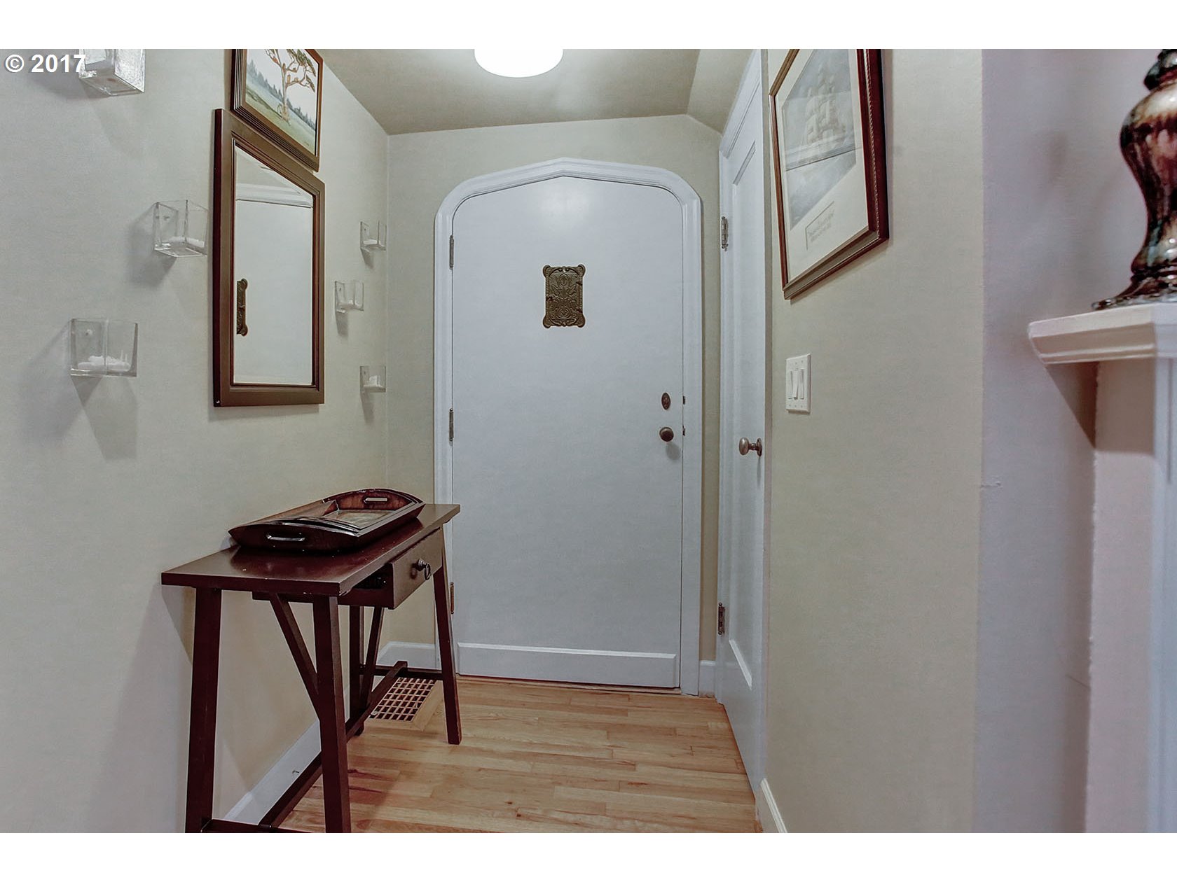 3815 Southwest Hamilton Street Portland, OR 97221 - Photo 4 of 32