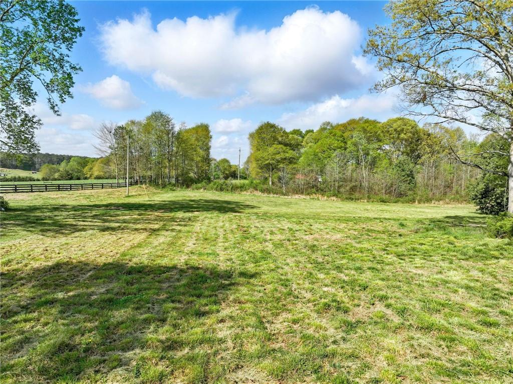 262 Garrison Road Carnesville, GA 30521 - Photo 44 of 59 a view of a field with an ocean