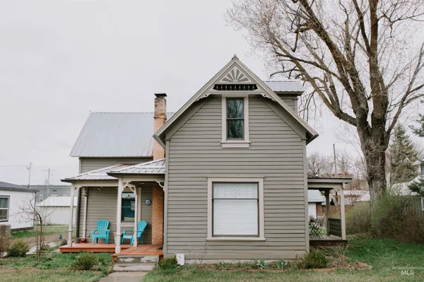 $349,500 | 104 North Fairfield Street, Council, ID 83612