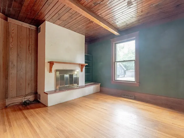 $149,900 | 514 North Street, Crete, IL 60417